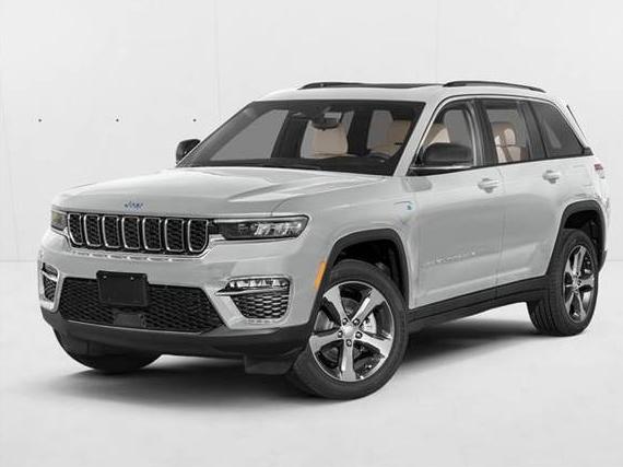 JEEP GRAND CHEROKEE 2024 1C4RJYB64R8958707 image